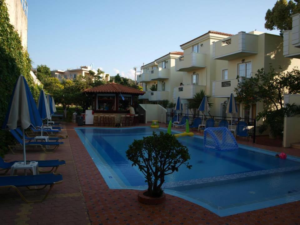 Ayía Marína Sofia Studios & Apts מראה חיצוני תמונה