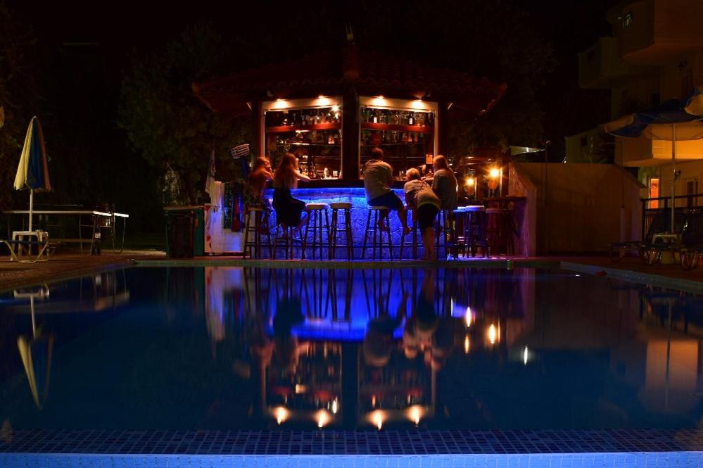 Ayía Marína Sofia Studios & Apts מראה חיצוני תמונה